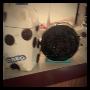 Vintage Nabisco 2 PC cookie jar & milk pitcher set